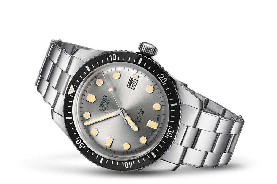 Divers Sixty-Five