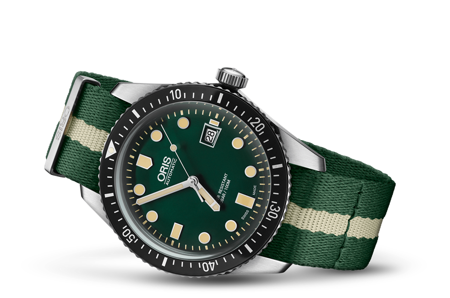 Divers Sixty-Five