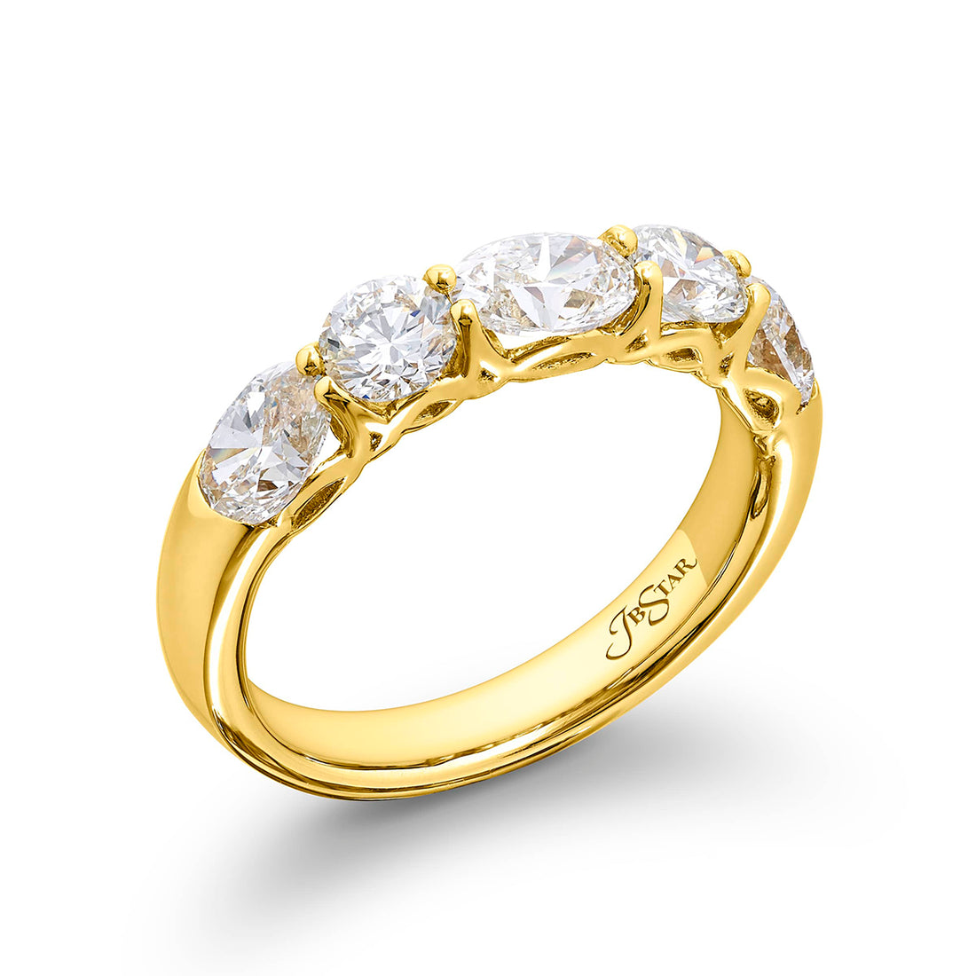 Classic East-West Diamond Band | Oval & Round Diamonds in 18K Yellow Gold