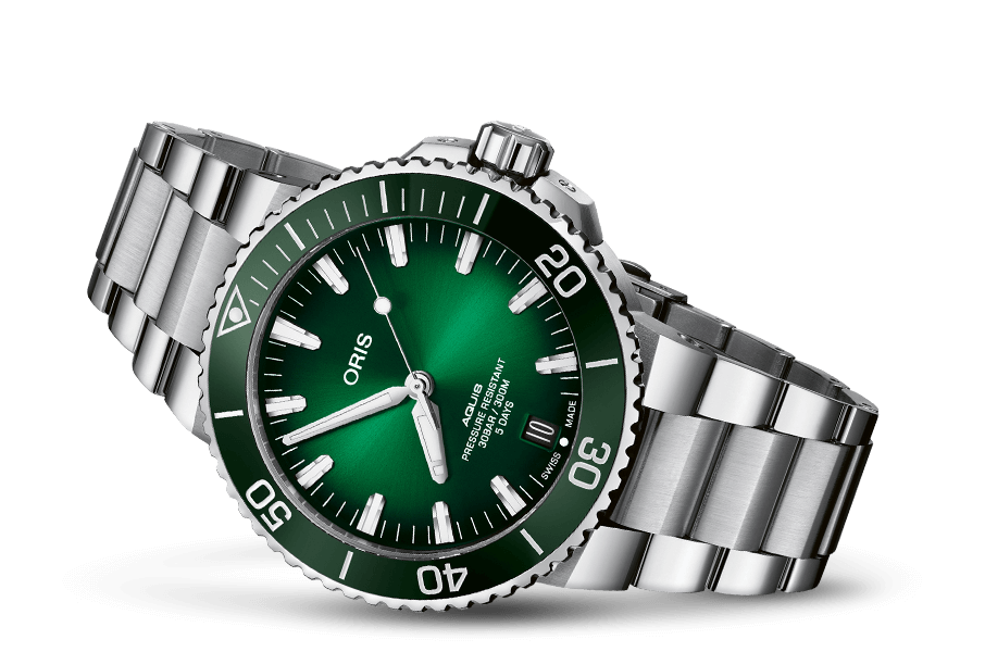 Aquis Date Calibre 400