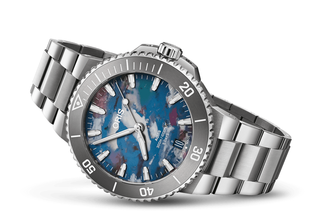 Aquis Date Upcycle Calibre 400