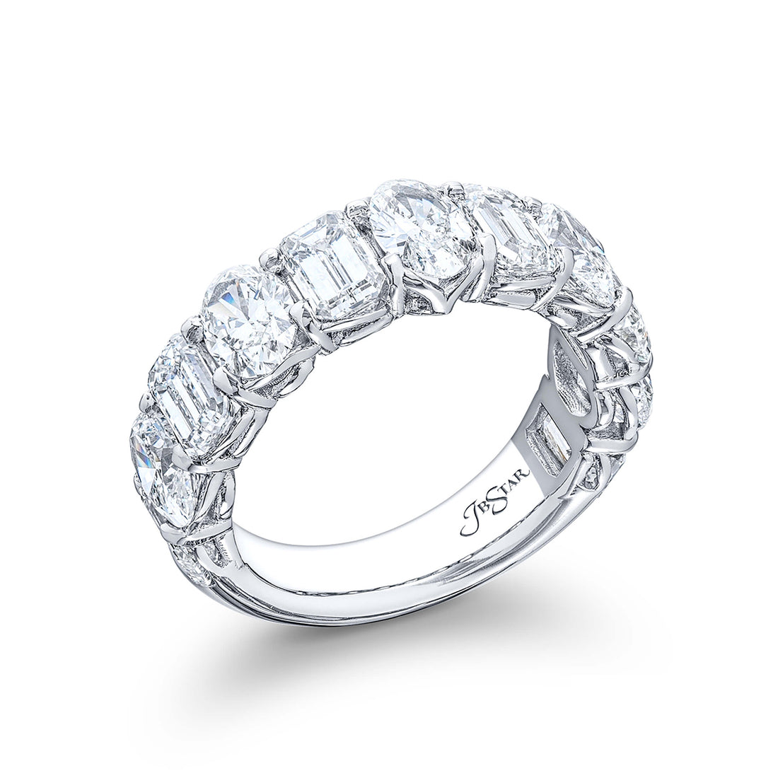 Iconic Single-Row Diamond Band | Emerald-Cut & Oval Diamonds in Platinum
