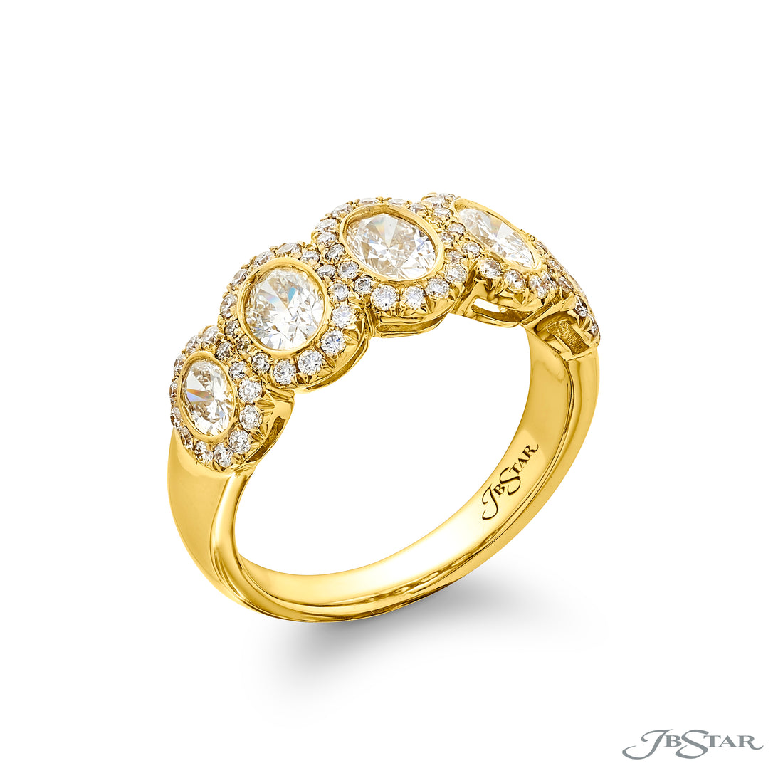 18K Yellow Gold Oval Bezel Pave Diamond Band