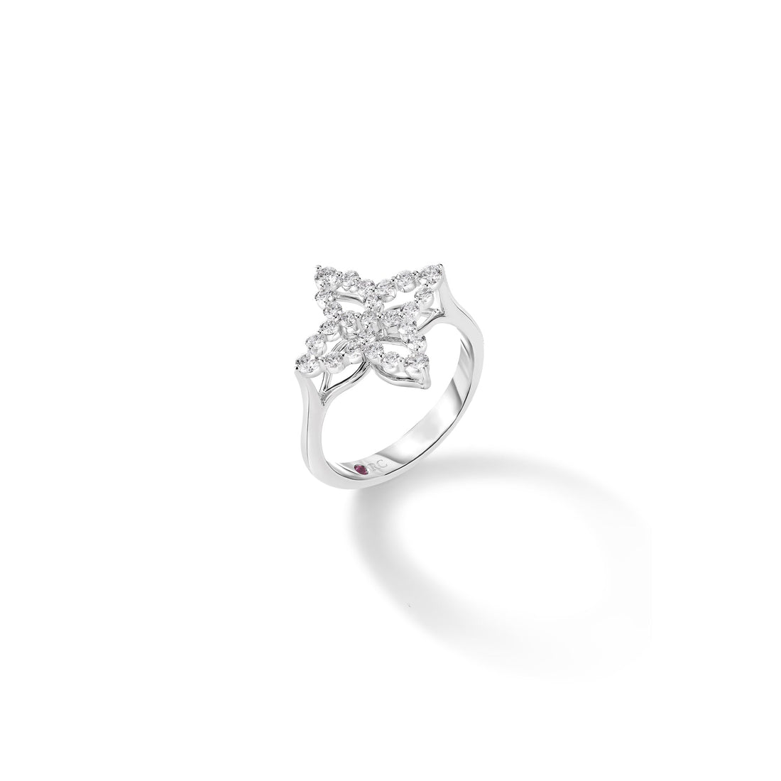 Diamond Princess Outline Medium Tapered Flower Ring