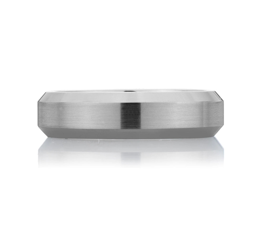 Classic Beveled Men's Wedding Band