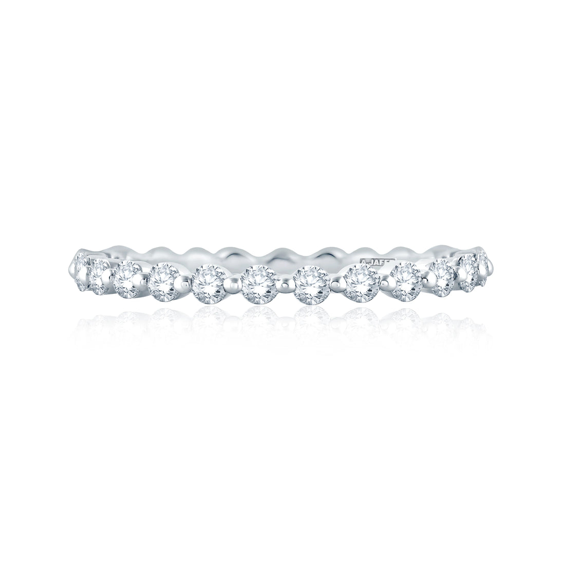 Single Shared Prong Diamond Wedding Band