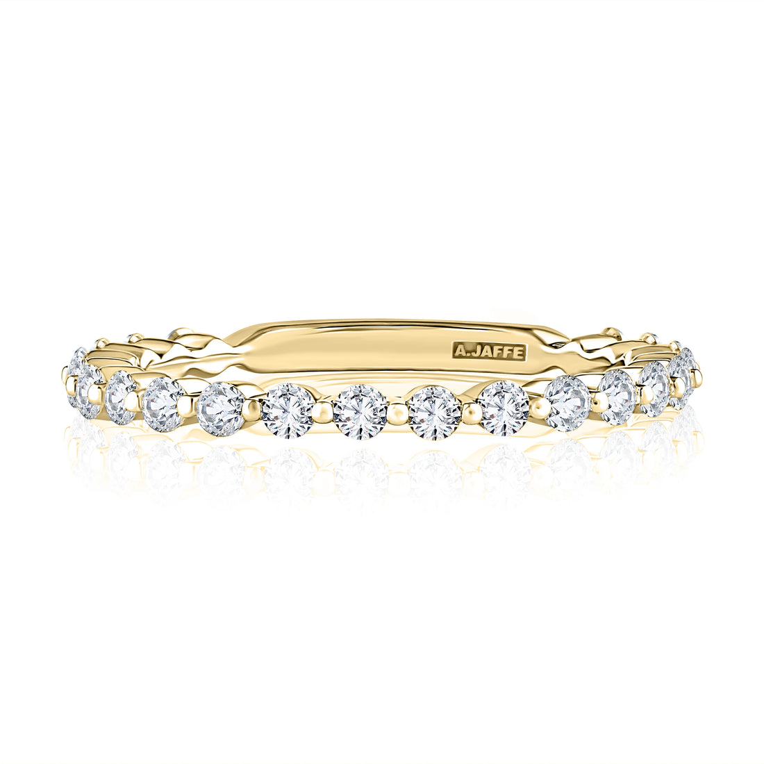 Single Shared Prong Diamond Wedding Band